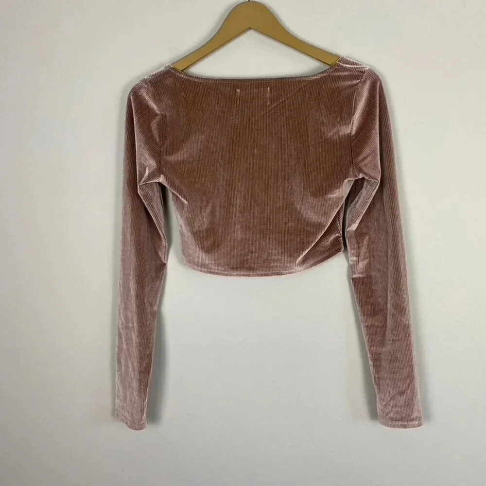 NWT Urban Outfitters Pink Velvet Crop Top - Picture 10 of 13